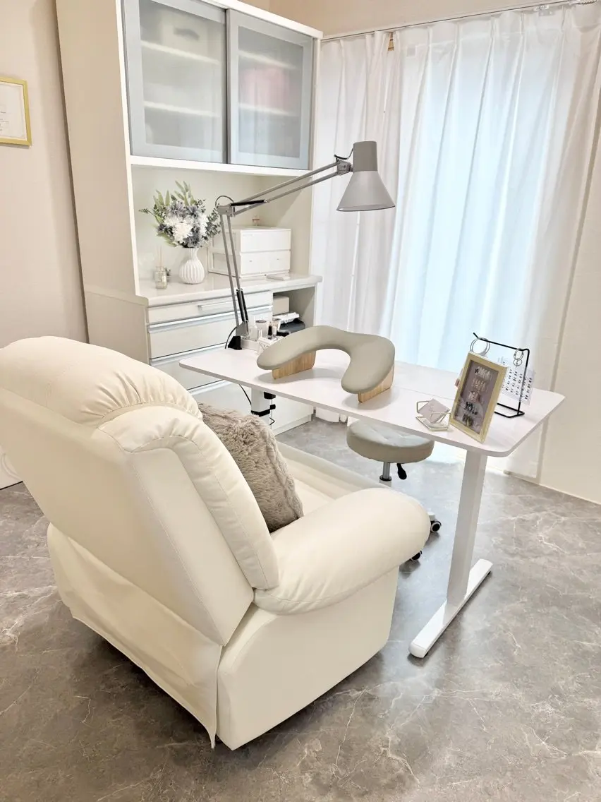 nail salon Rêveの内観・外観2