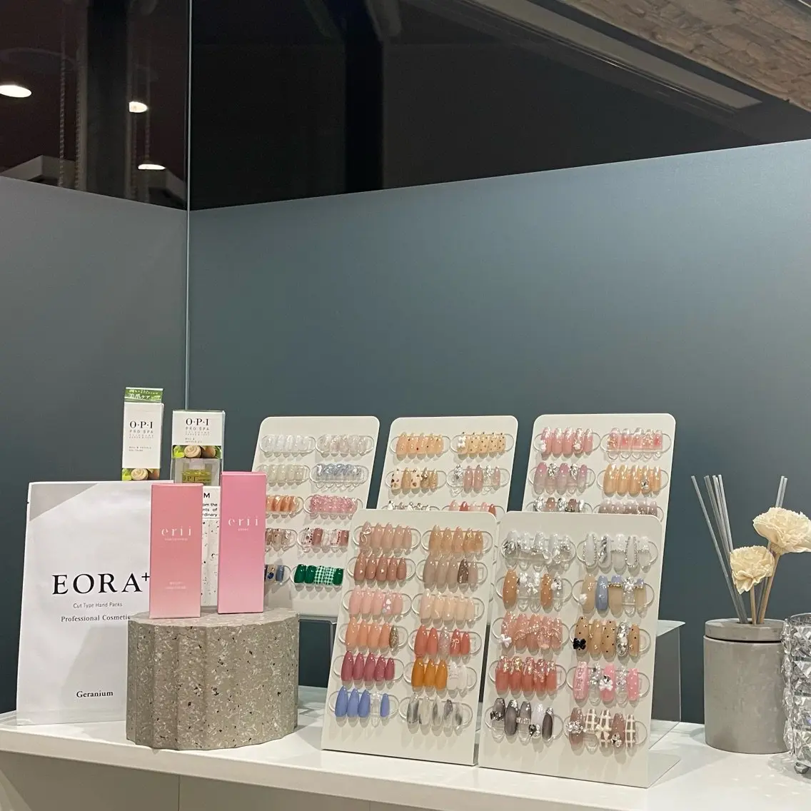COCO  NAILの内観・外観1