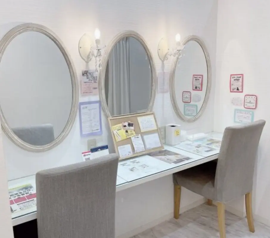 EYESTARなんば店の内観・外観2
