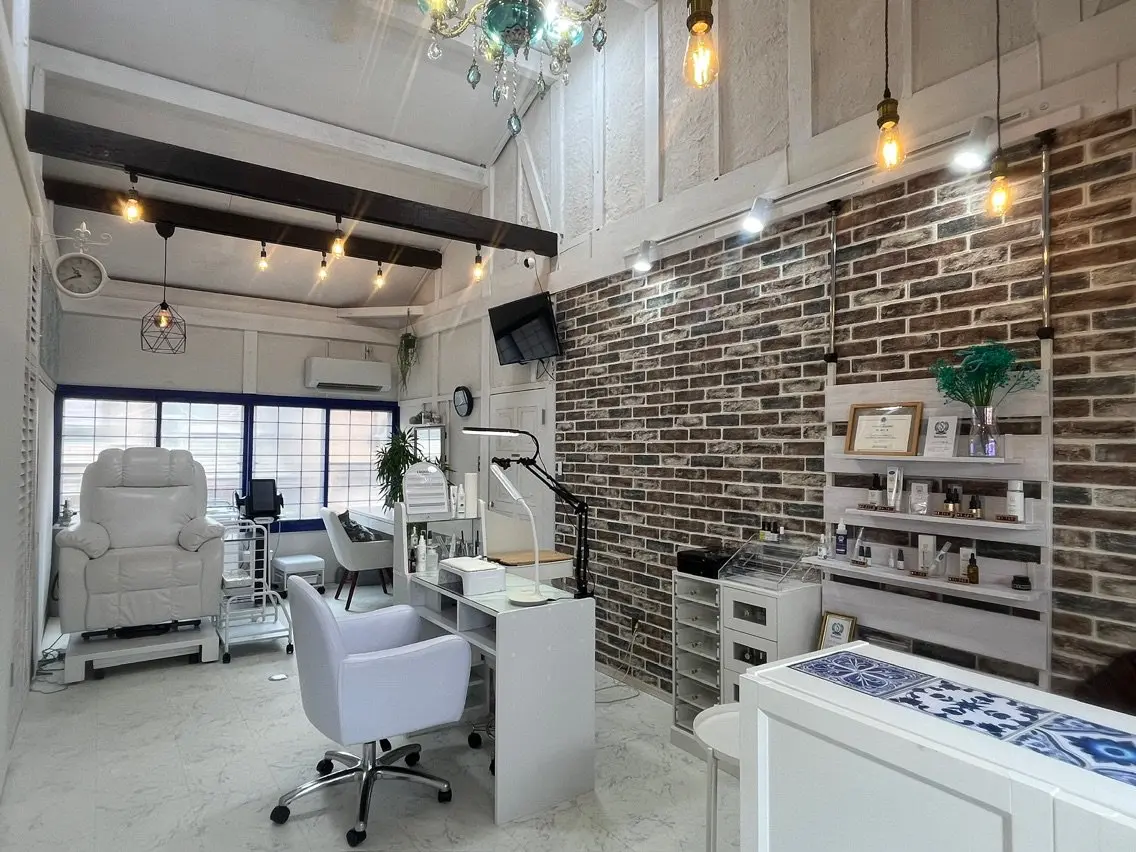 Salon de Nailymoreの内観・外観2