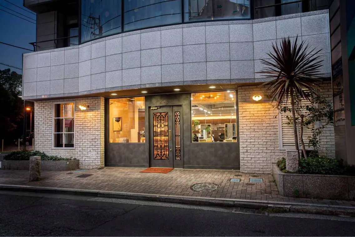 sweetroom茅ヶ崎南口店の内観・外観1