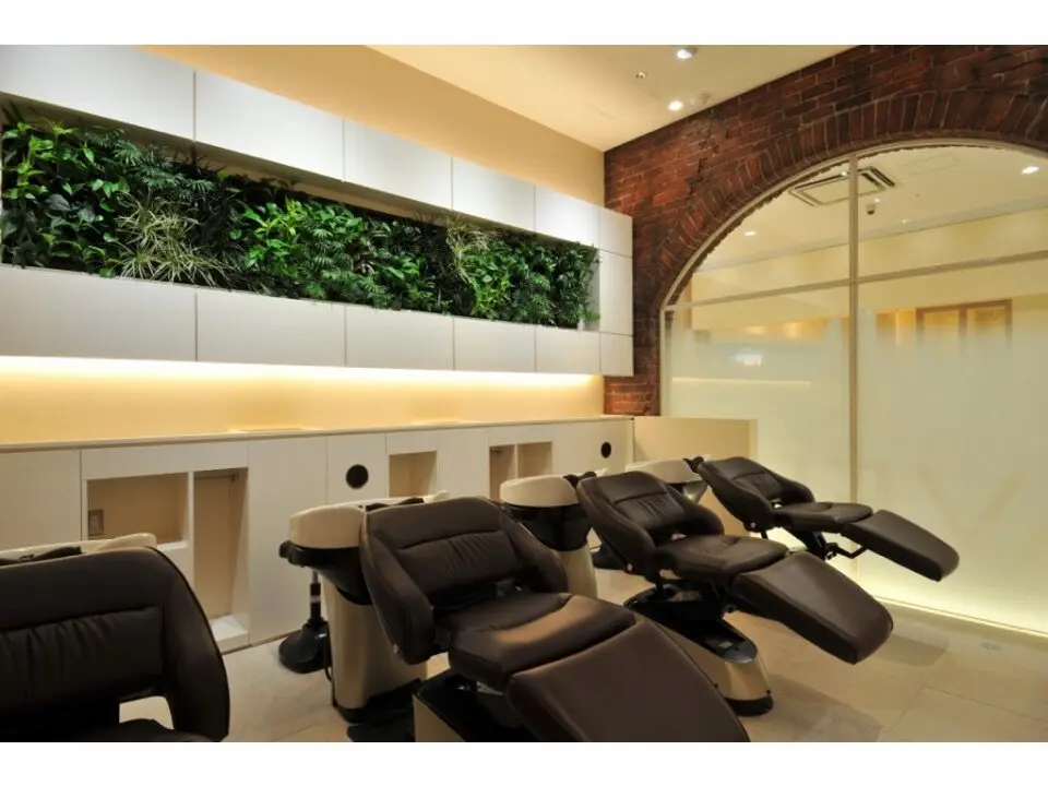 HONDA AVEDA 辻堂店の内観・外観2