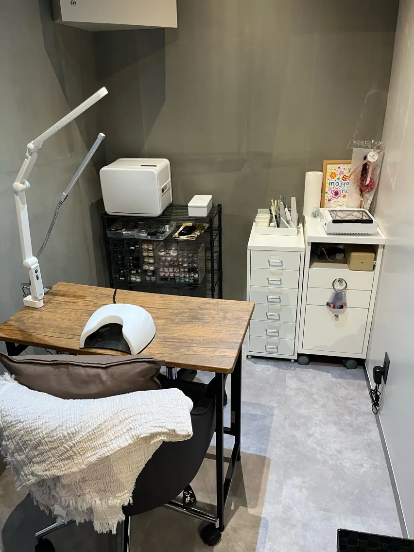Mojyam nailの内観・外観2