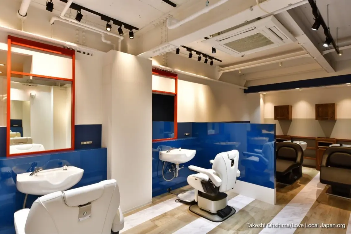 hair&face ROOST河原町店の内観・外観3