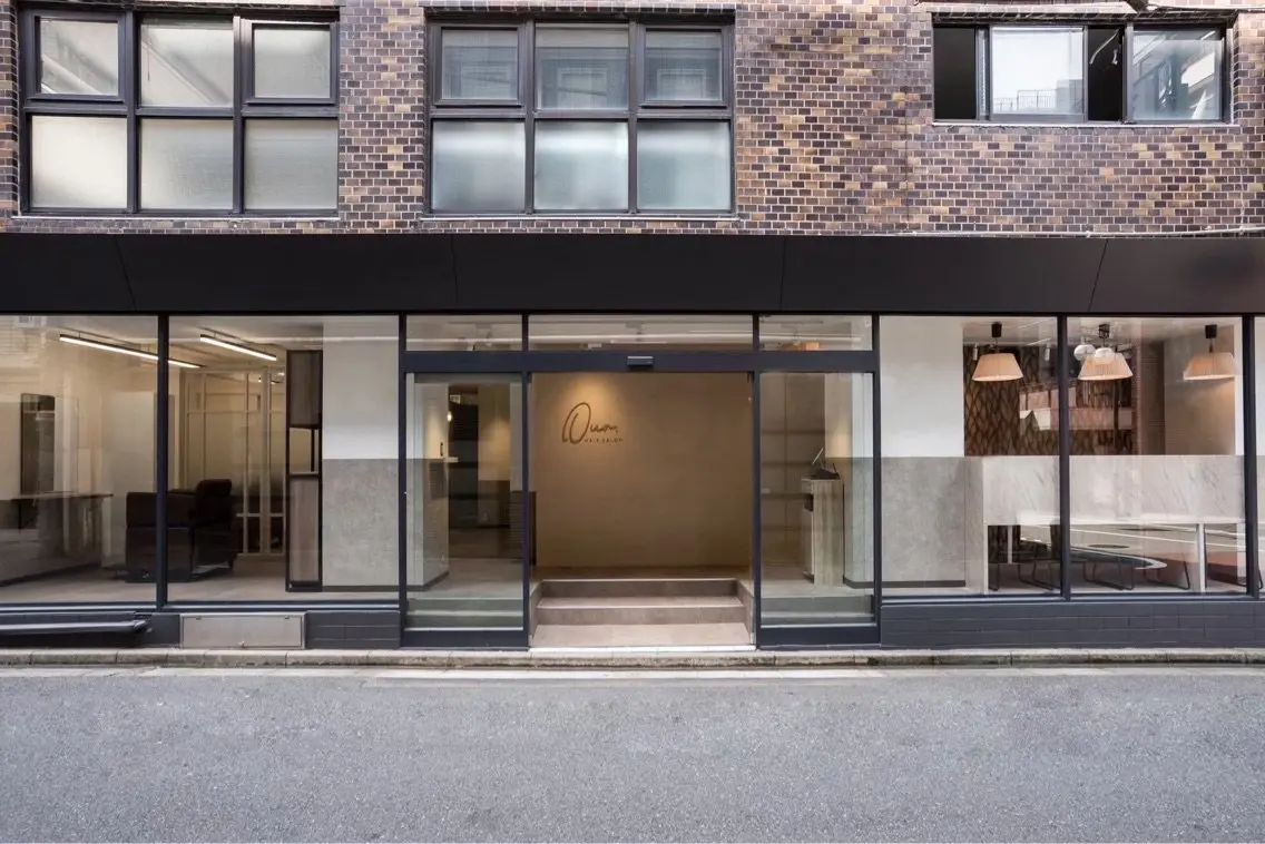 Our. HAIR SALONの内観・外観1