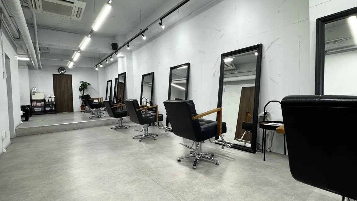 hair salon dartsの内観・外観1