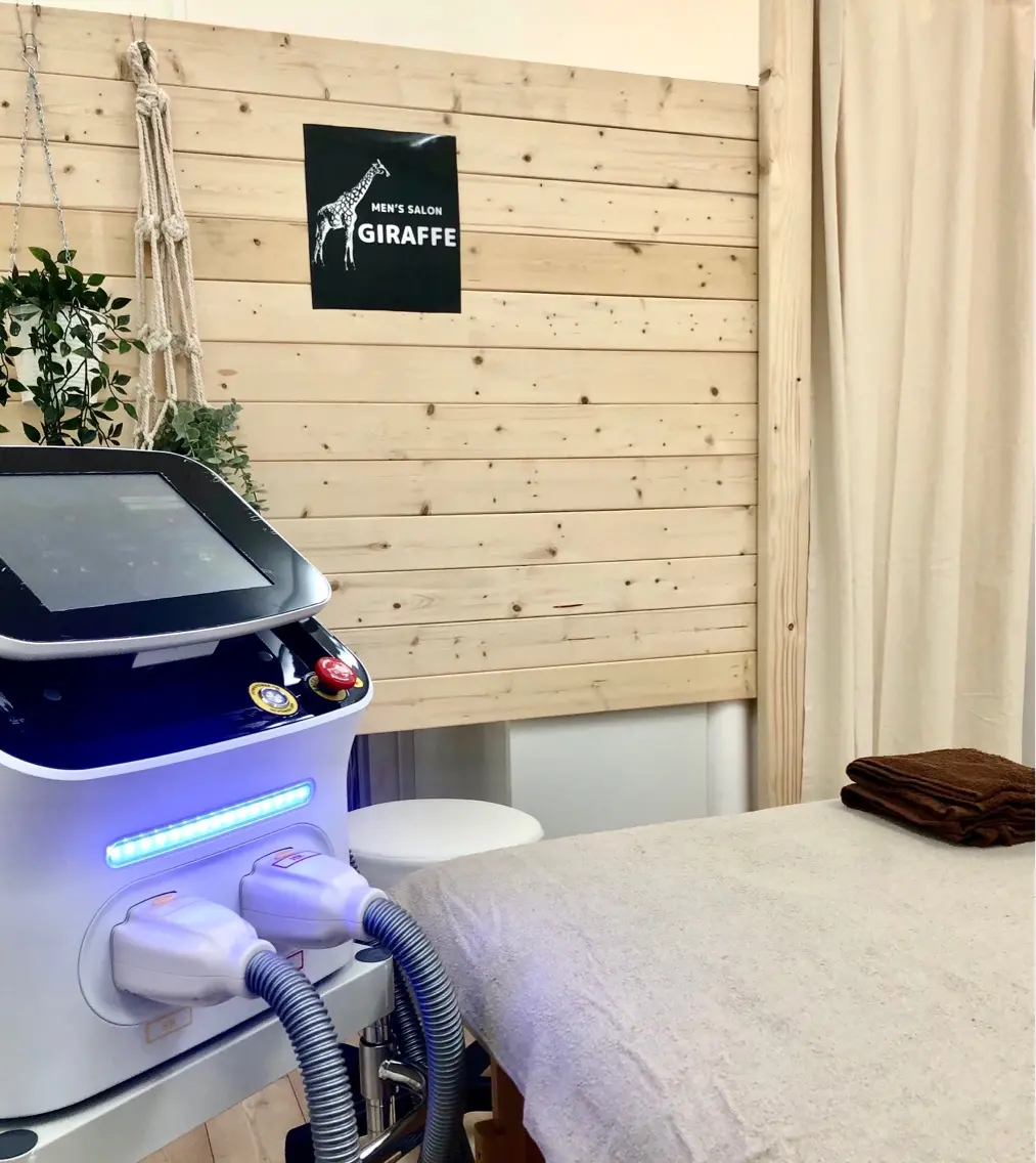 MEN’S SALON GIRAFFEの内観・外観1