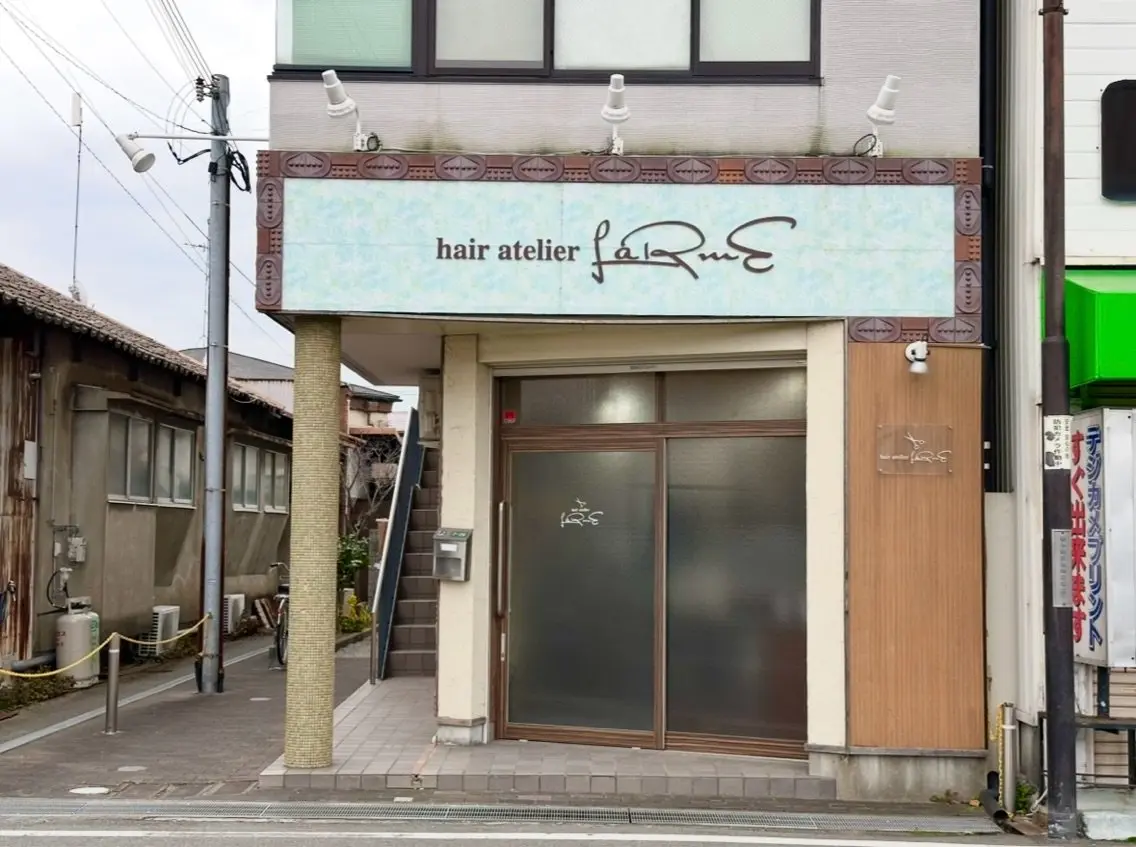 Hair atelier LaRmEの内観・外観1