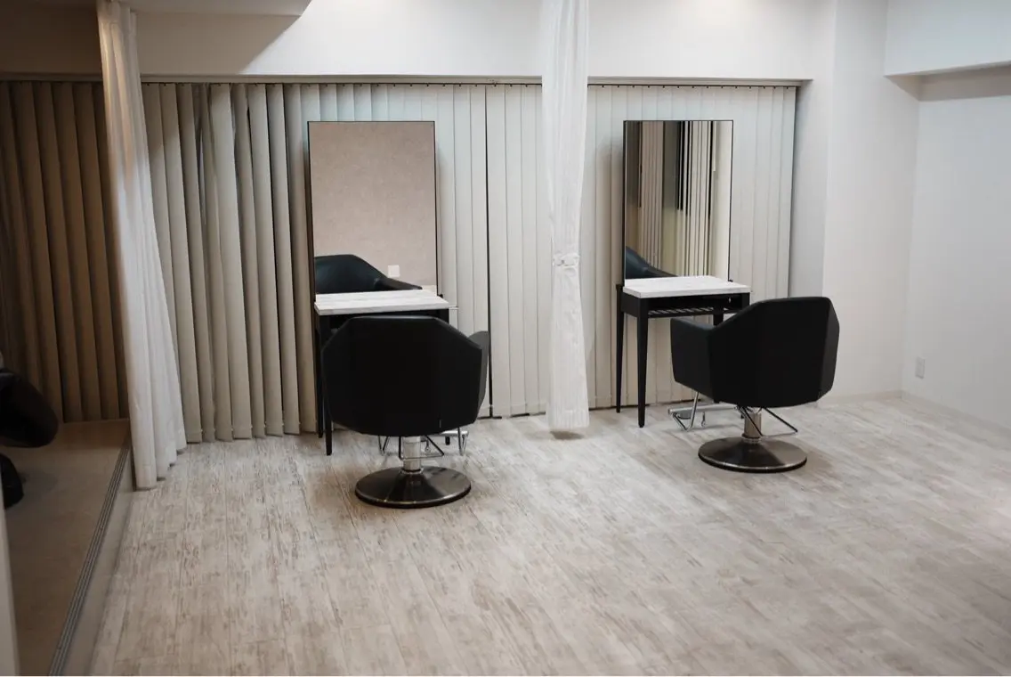 Men's salon ANSWERの内観・外観1