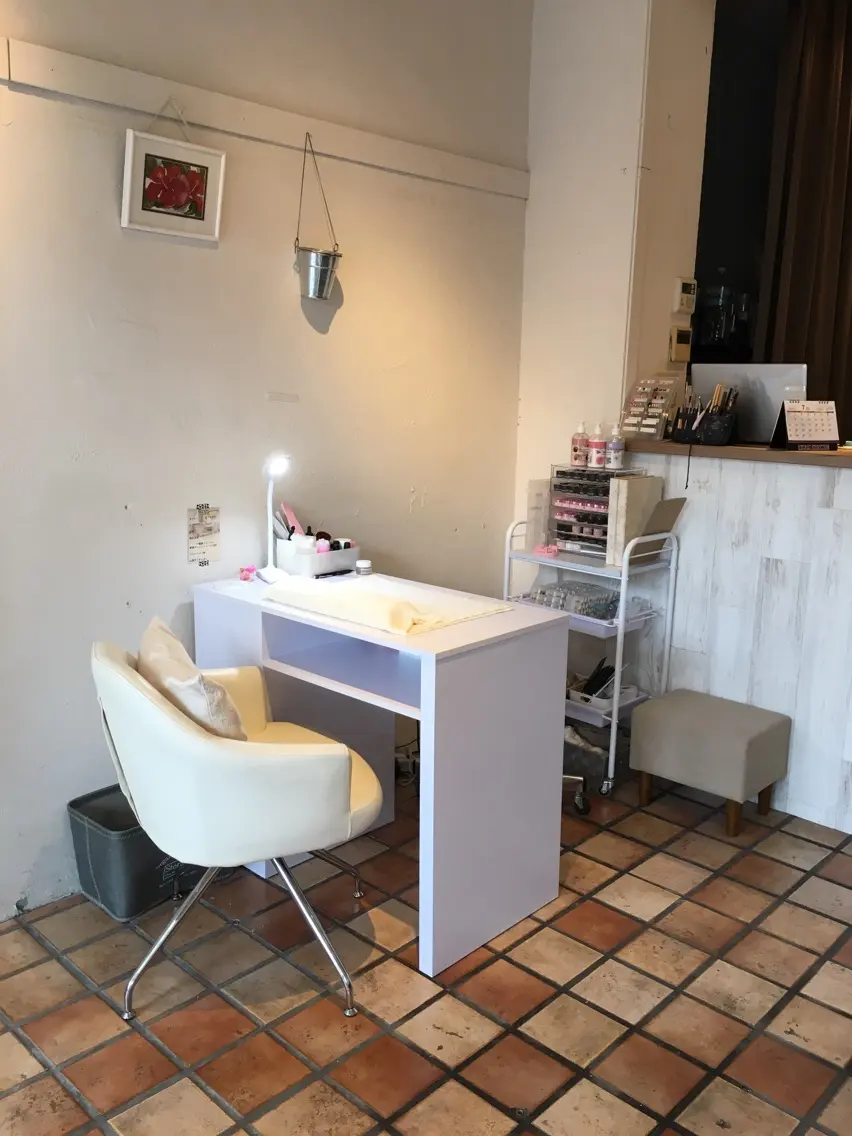 Lana nailの内観・外観2