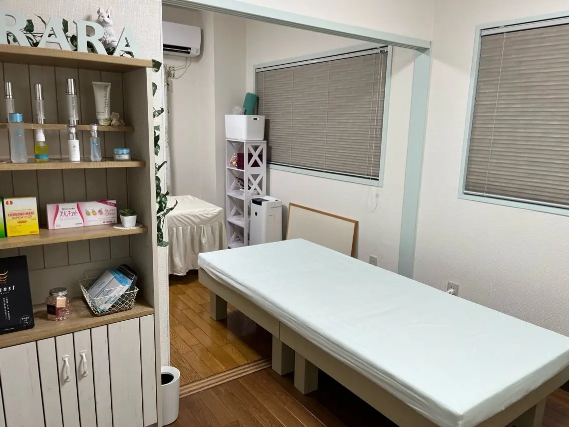 美姿勢と美肌の専門店Kiraraの内観・外観2
