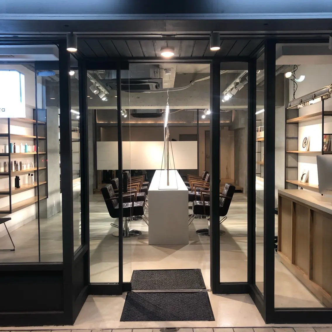 color & care  Litaの内観・外観1