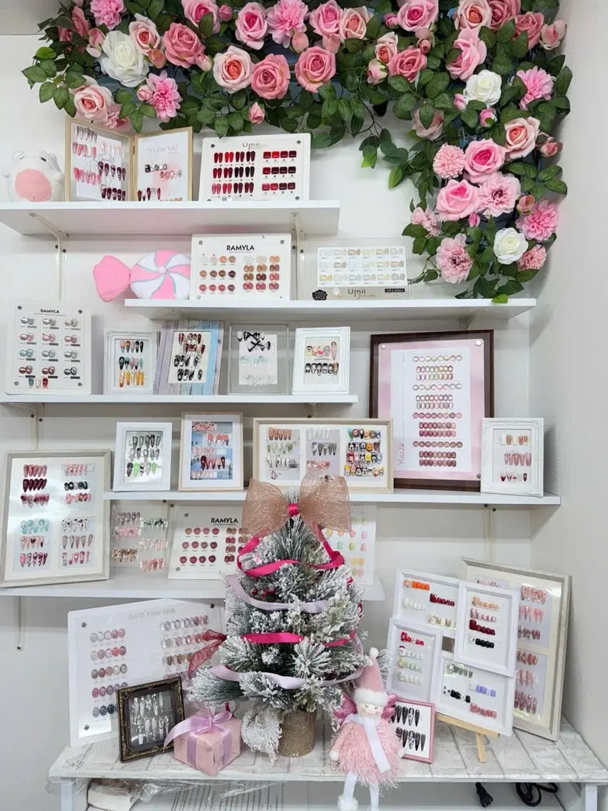 ７９LINA NAIL 心斎橋店の内観・外観2