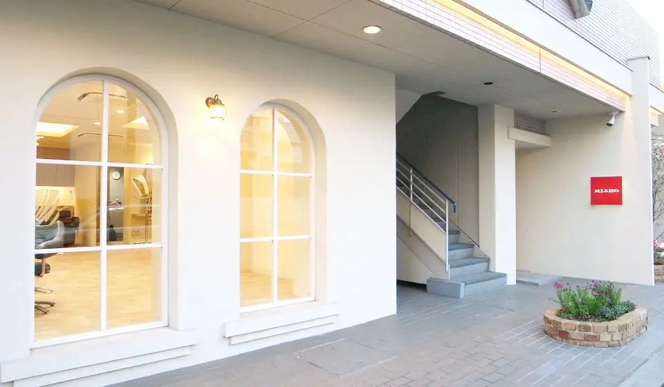 アトリエMIHO 高槻店の内観・外観1