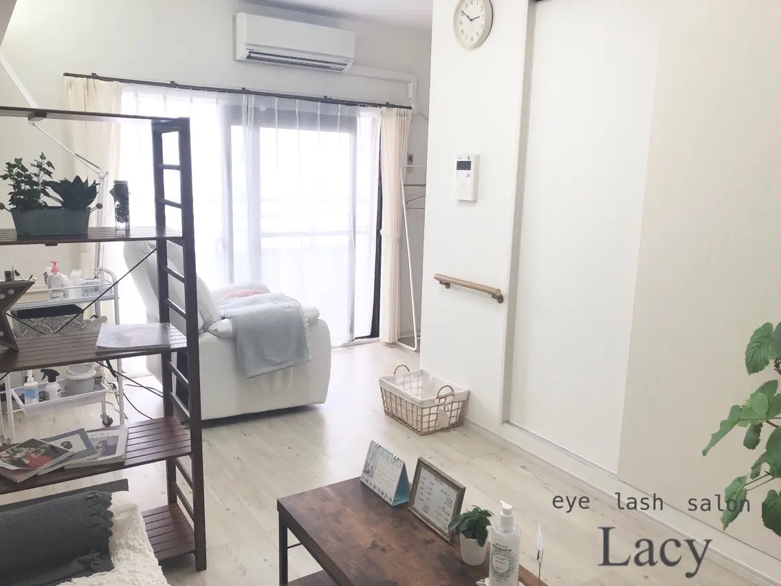 eyelash salon Lacyの内観・外観1
