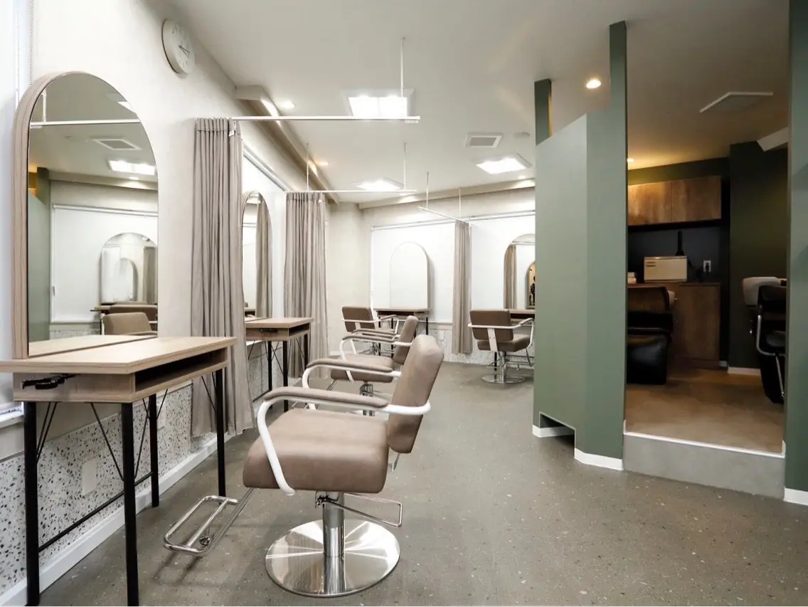 TELA  HAIR  土浦店の内観・外観2