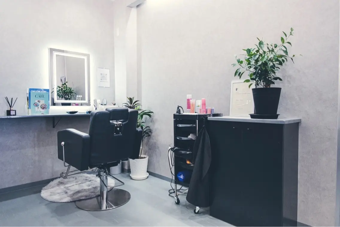 makeup salon FLOWの内観・外観3