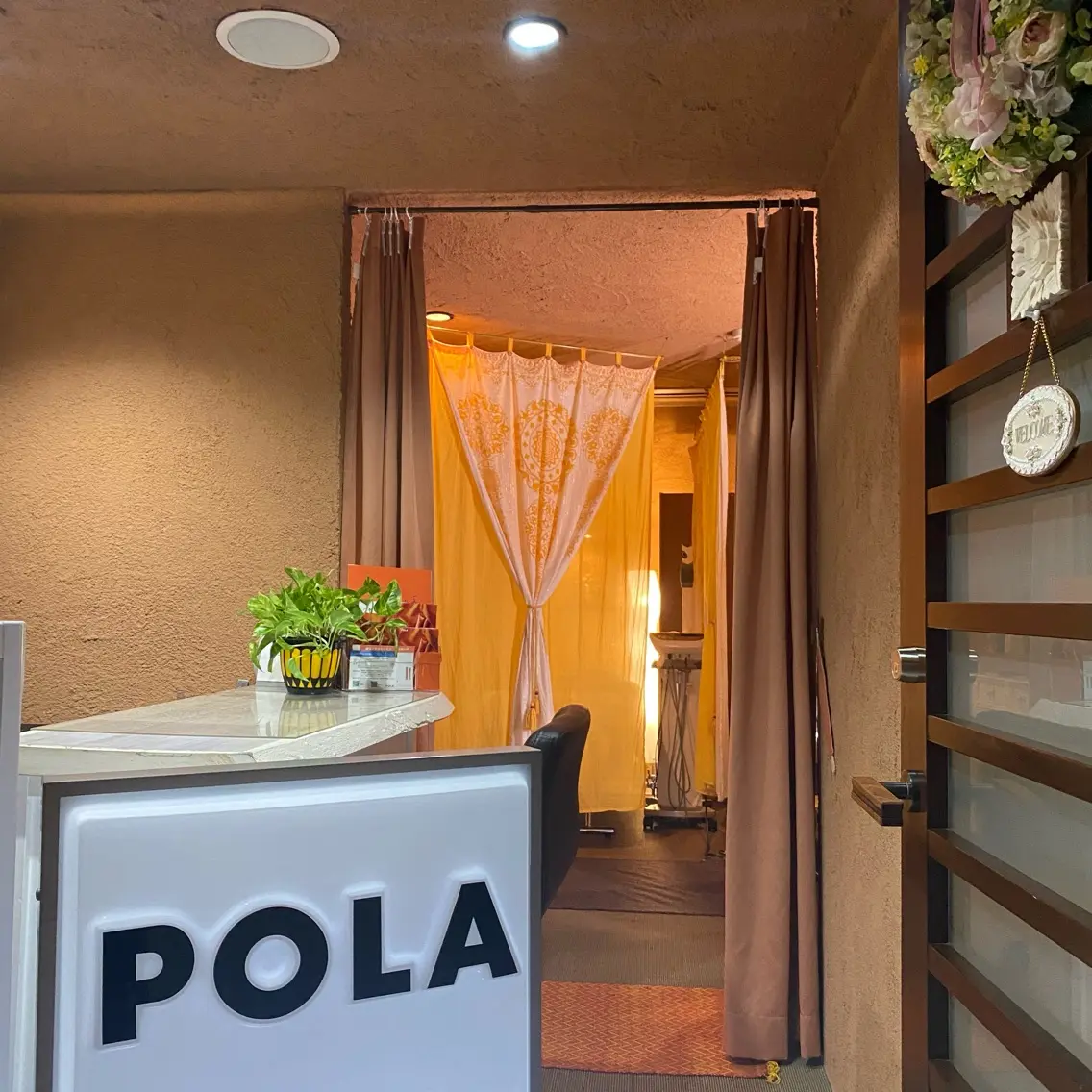 POLA  BellROSEの内観・外観1