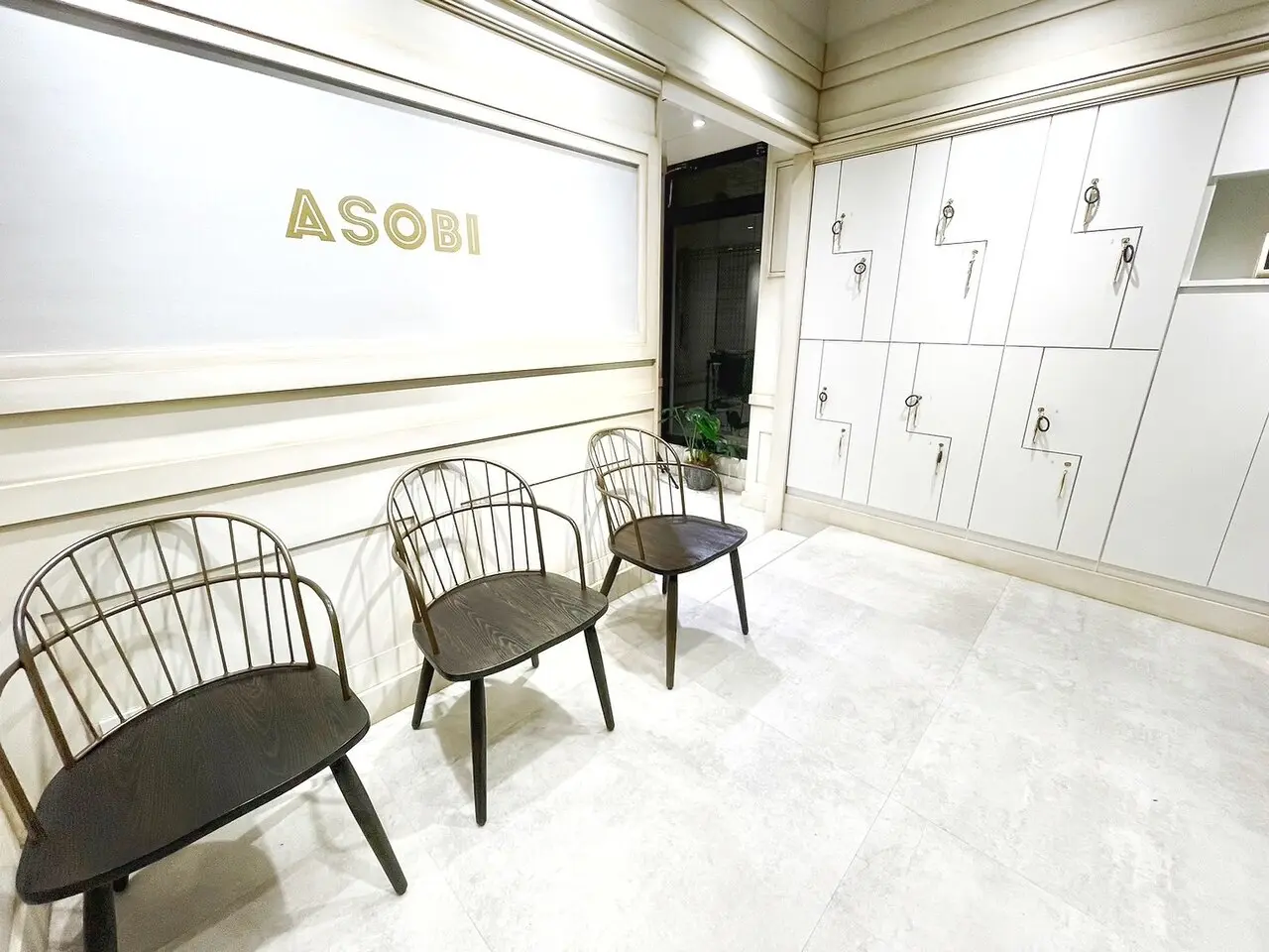 ASOBIの内観・外観2