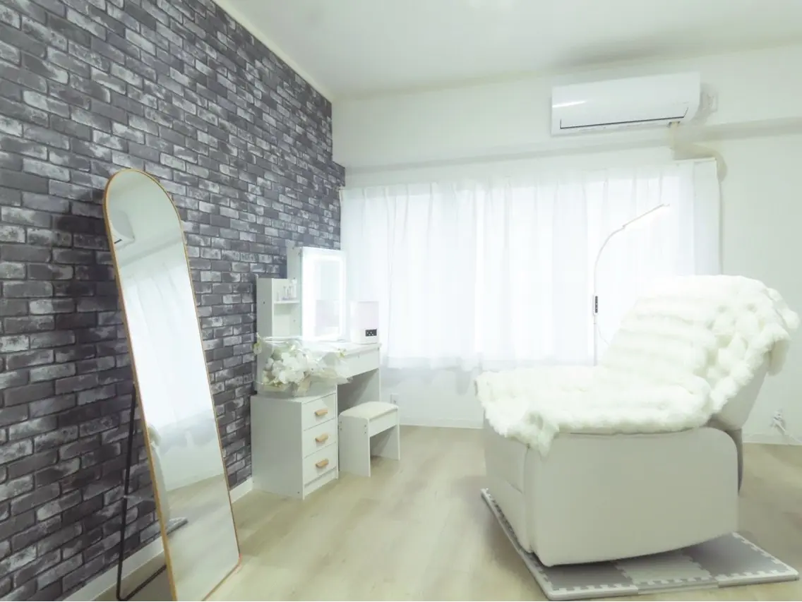 eyelash salon Raffelia 町田店の内観・外観1