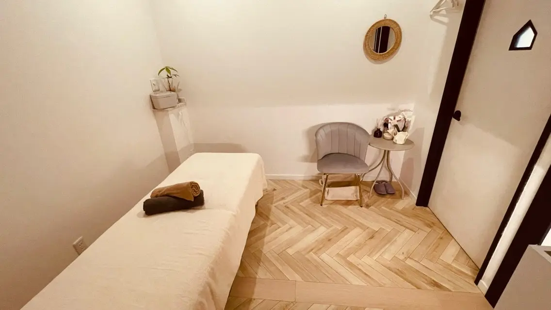 healing salon Hollyの内観・外観1