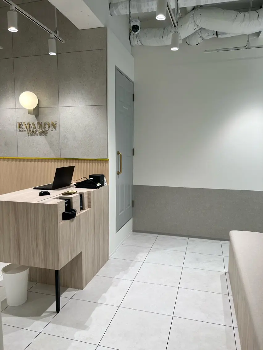 EMANON  ANNEX池袋東口店の内観・外観1