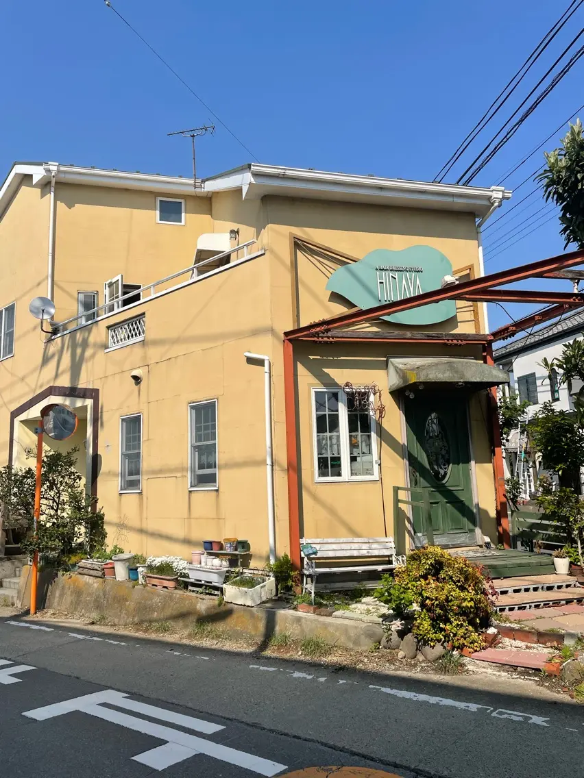 ひなや美容室の内観・外観1