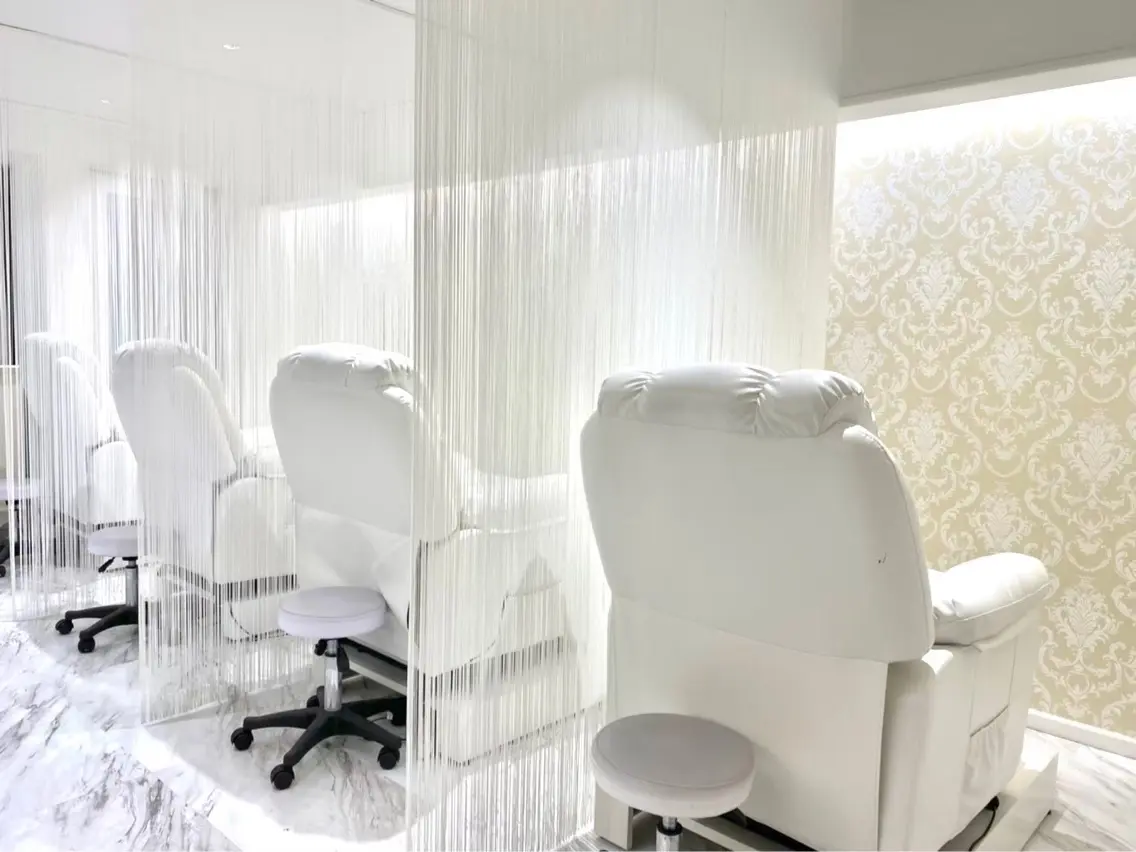 eyelash salon VELUNAの内観・外観2