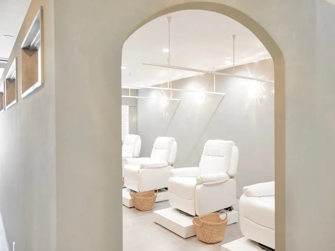 Eyelash&Nail salon Angieの内観・外観2