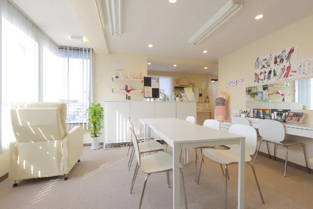 Beauty studio colorの内観・外観1
