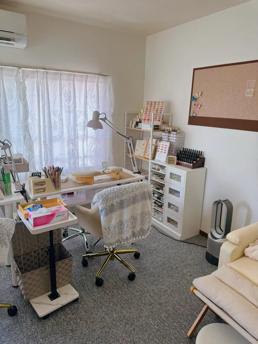 J·Y Nail Salonの内観・外観1