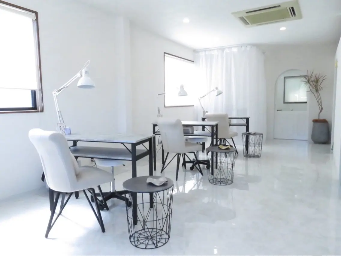 Nail＆Eyelash Ouiの内観・外観2