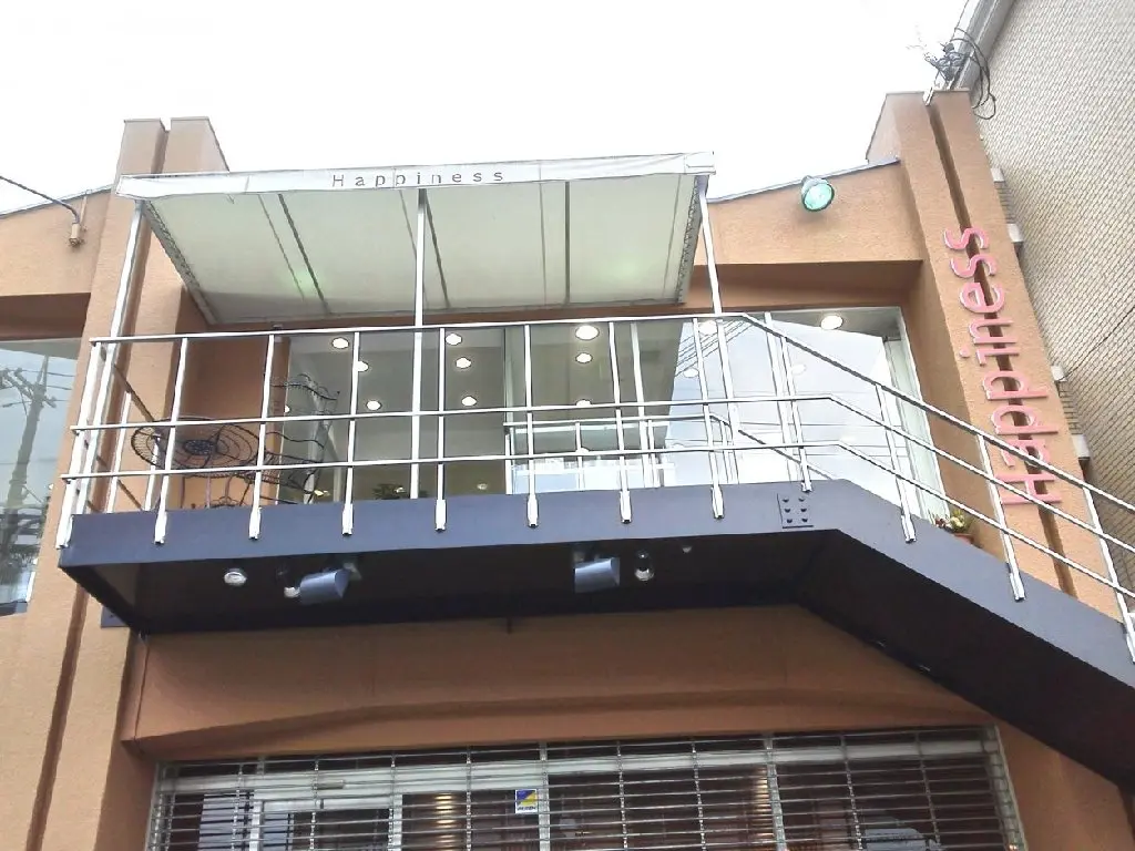 Happiness西大寺店の内観・外観2