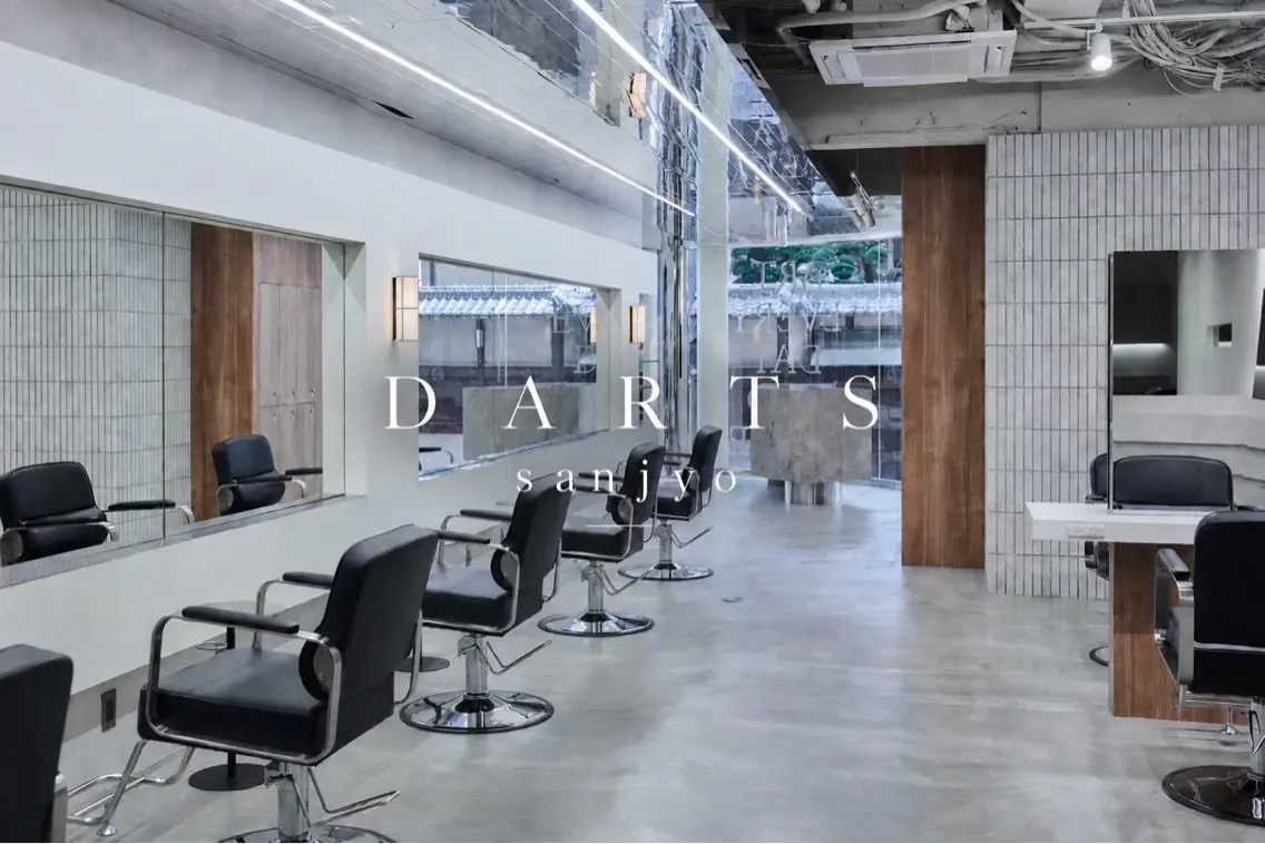 DARTS  sanjyoの内観・外観1