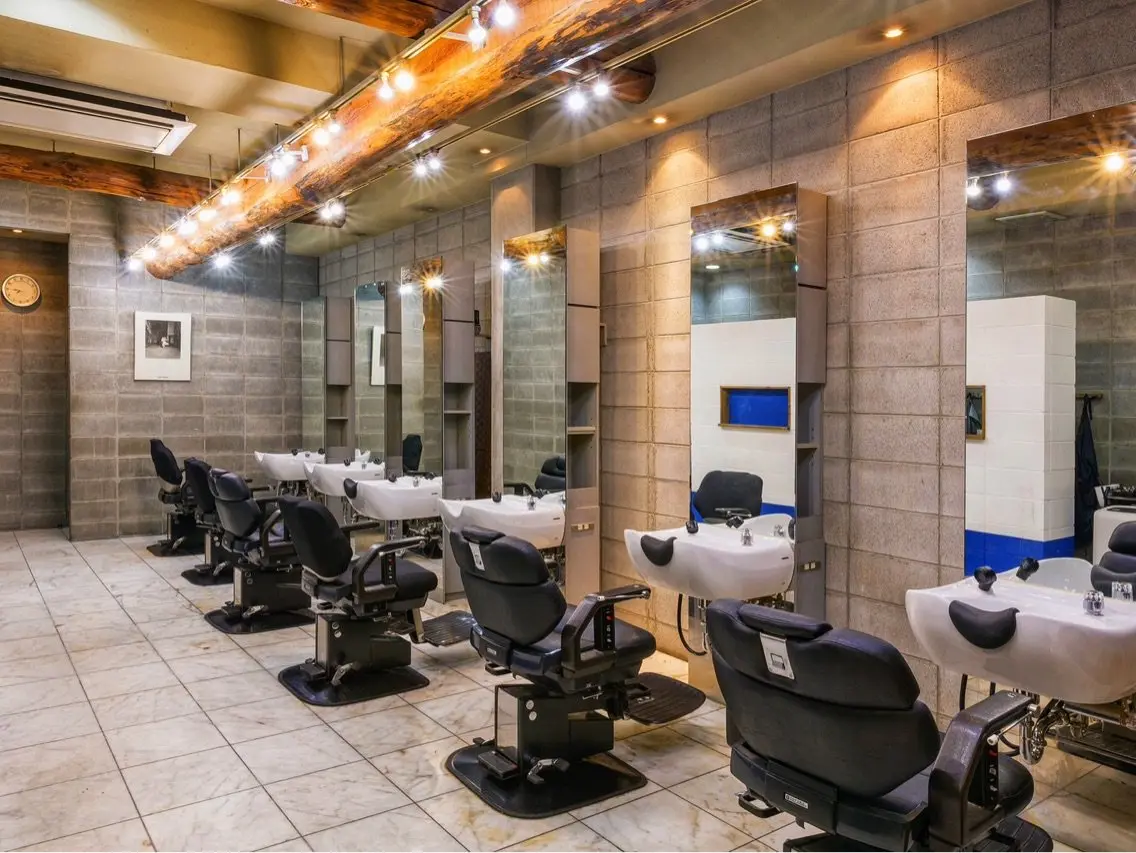 HAIR AVENUE benkei 出戸店の内観・外観3