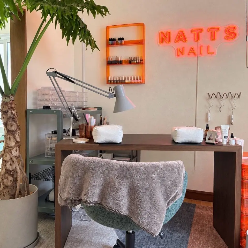 natts nailの内観・外観1