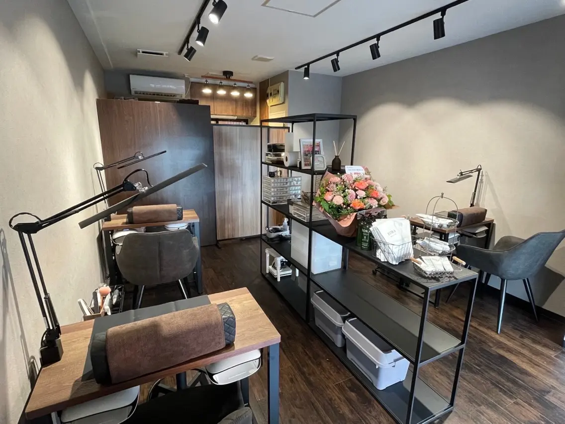petit mouton 鶯谷店の内観・外観1