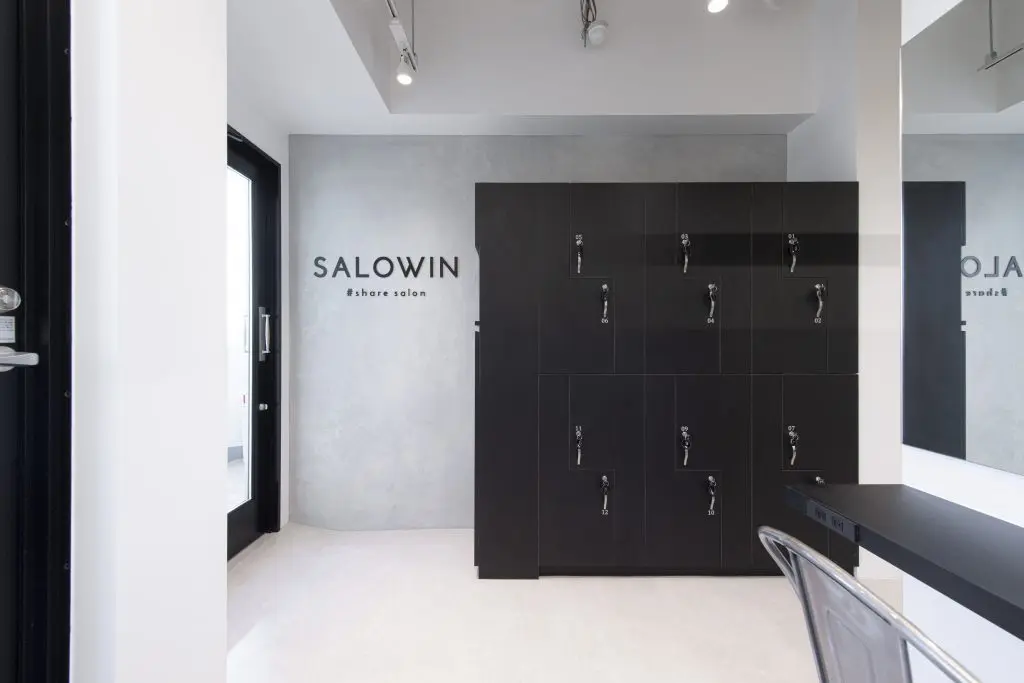 SALOWIN横浜店の内観・外観2