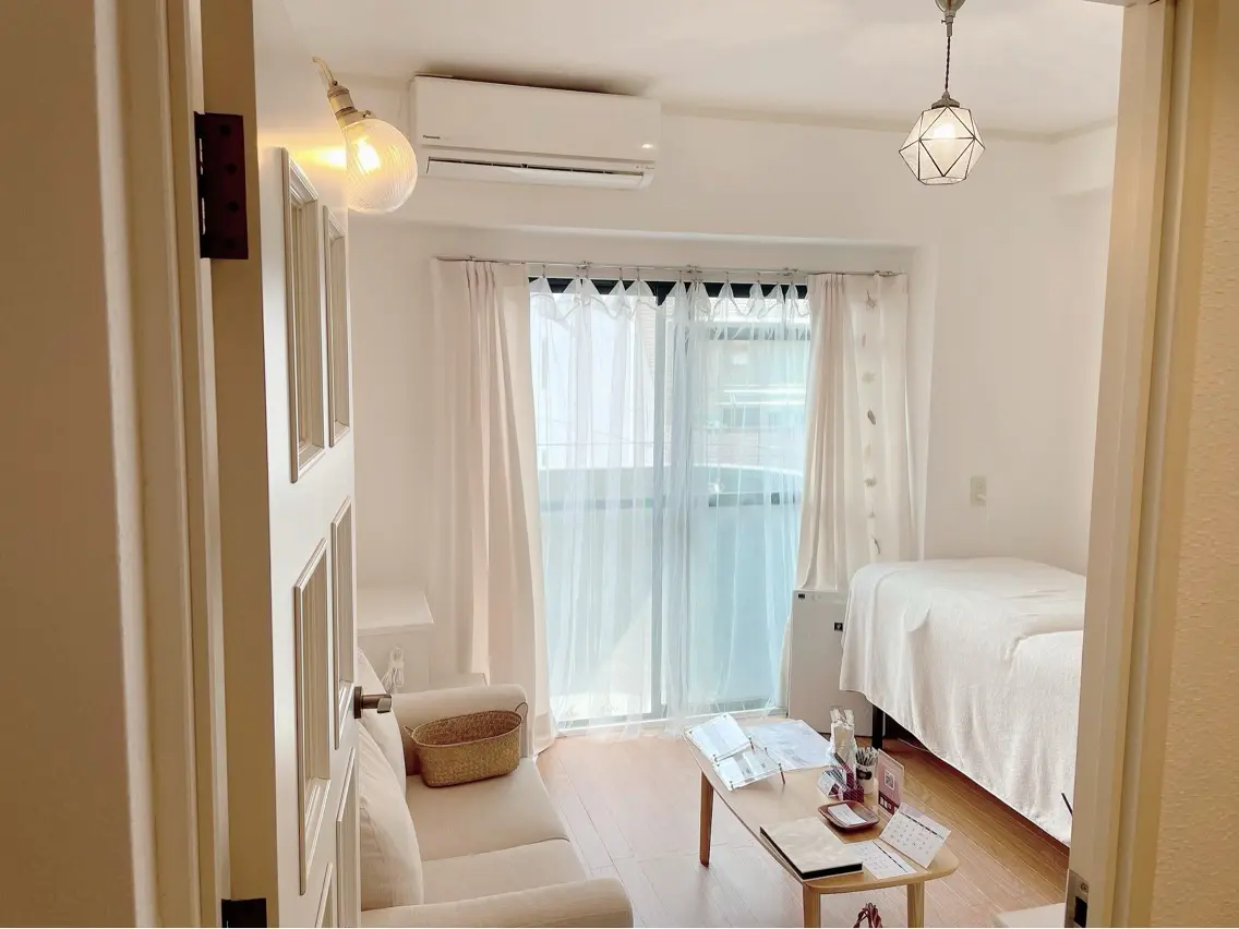 eyelash salon  maniの内観・外観2