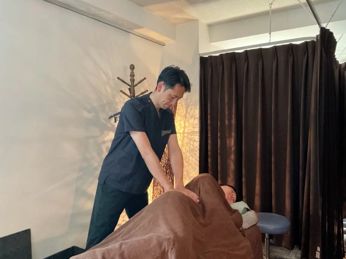 【姿勢専門】筋膜整体 「RYURYU」 JR茨木駅前店の内観・外観3