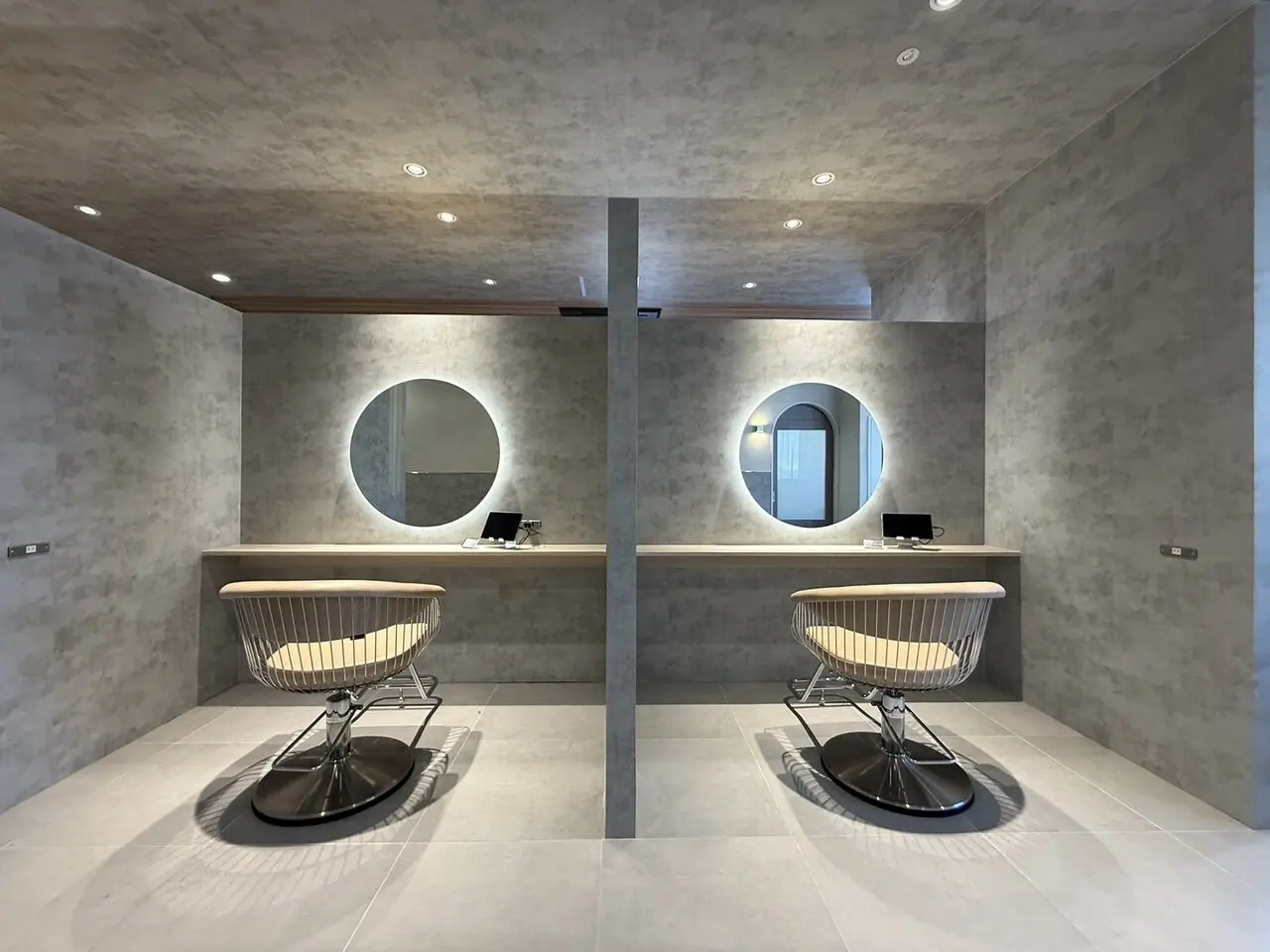 EARTH coiffure beaute  長野稲田店の内観・外観3