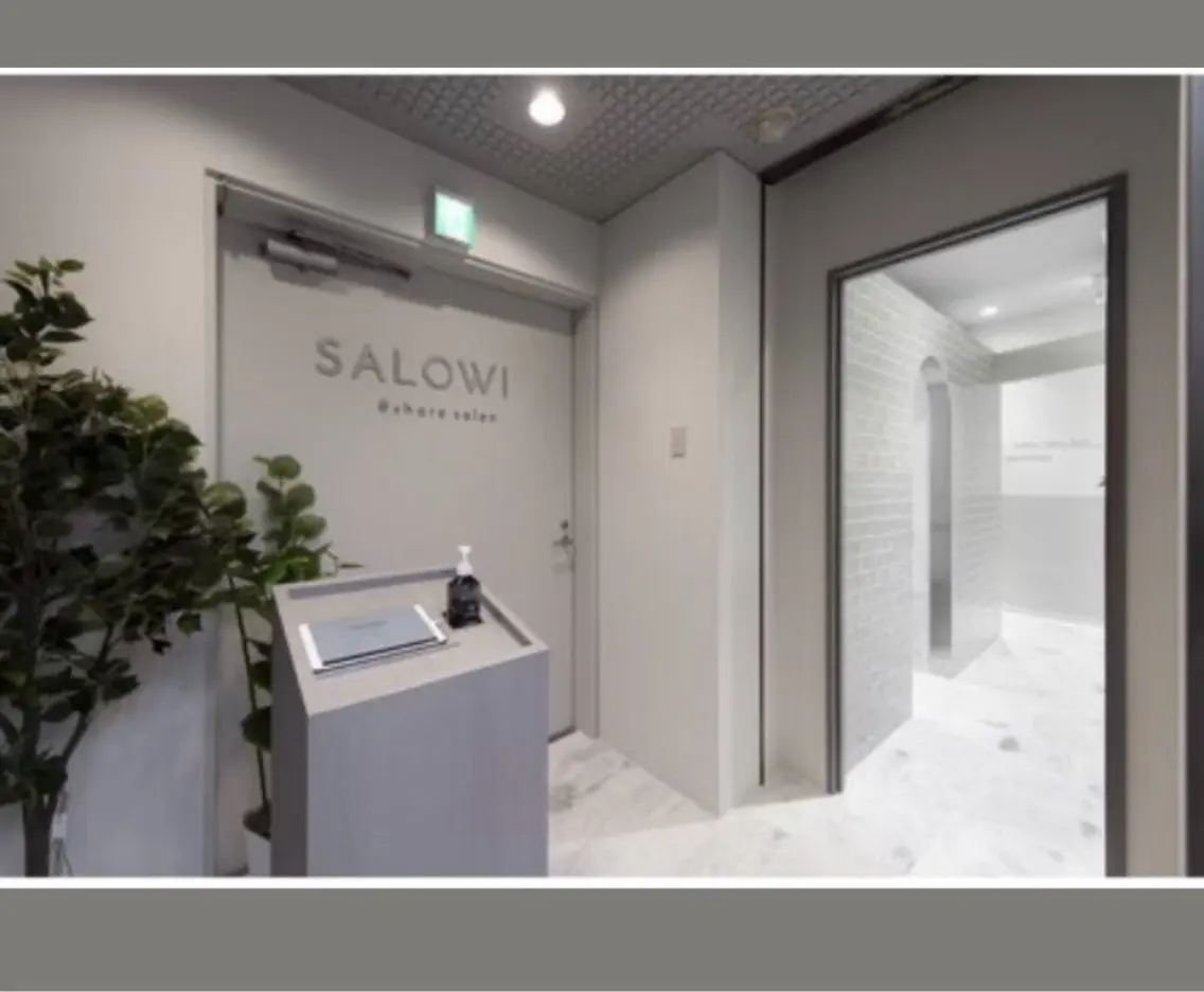 SALOWIN新宿三丁目の内観・外観1