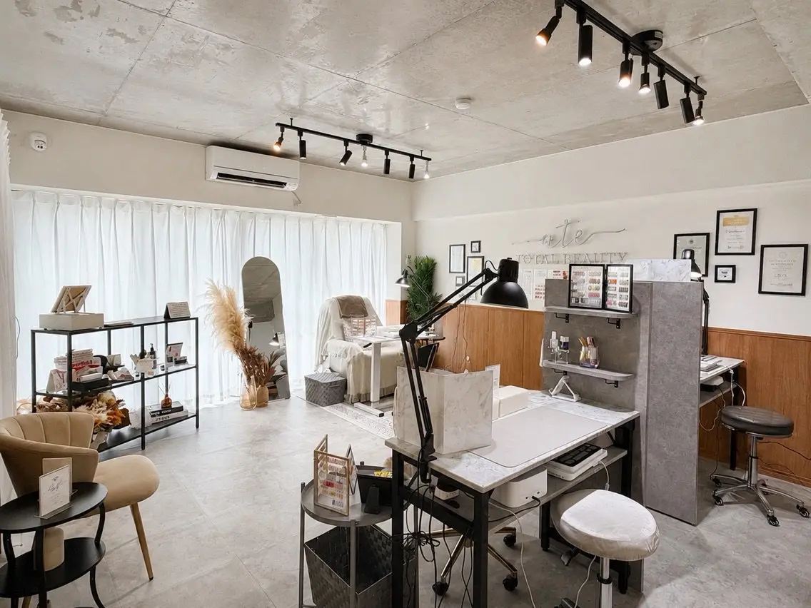 Ate total beauty 新都心店の内観・外観1