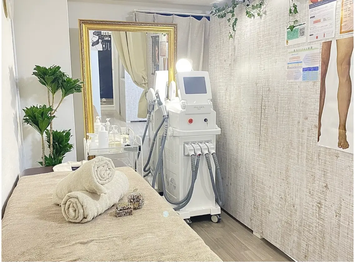 メンズ美容サロンMR.MALO 大阪梅田の内観・外観2