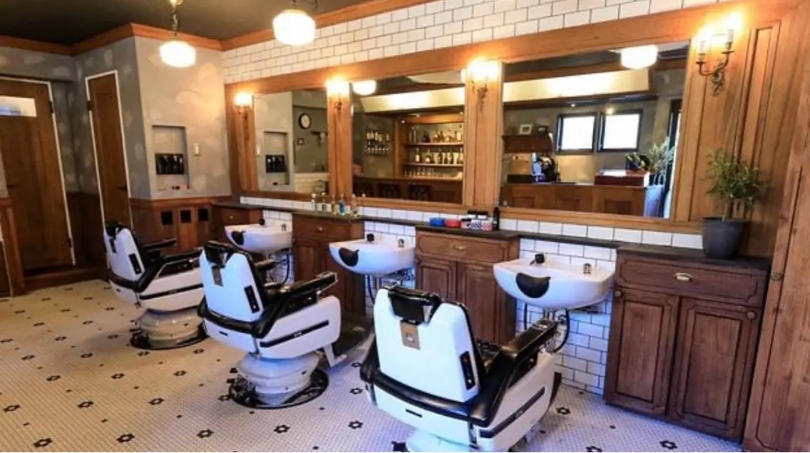 BARBER BAR SAWASの内観・外観2