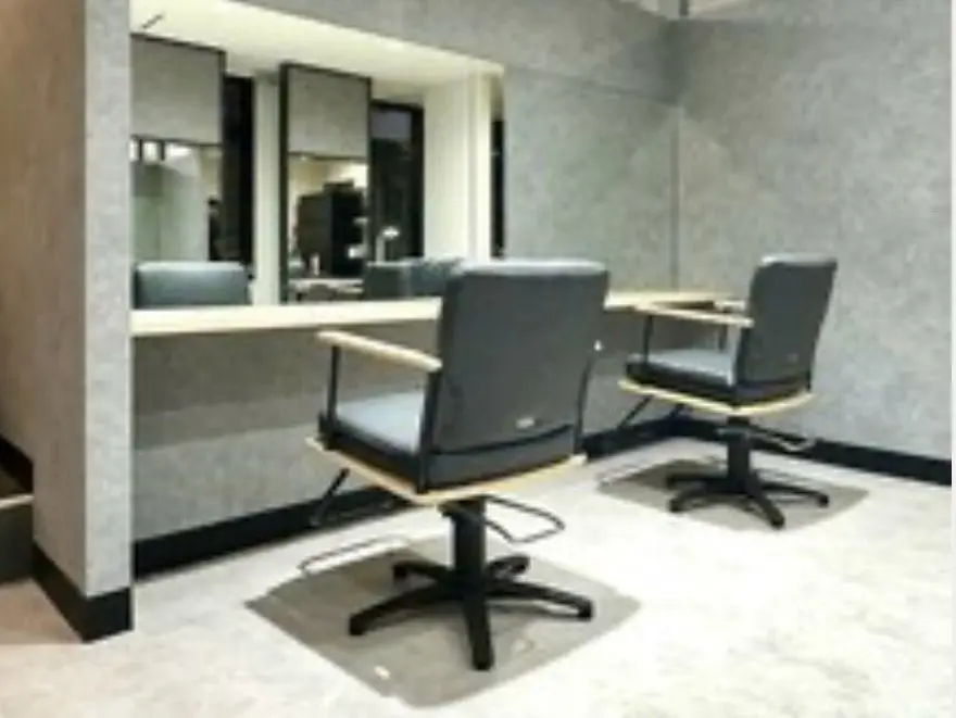 La Bonheur hair Lien 川越店の内観・外観2