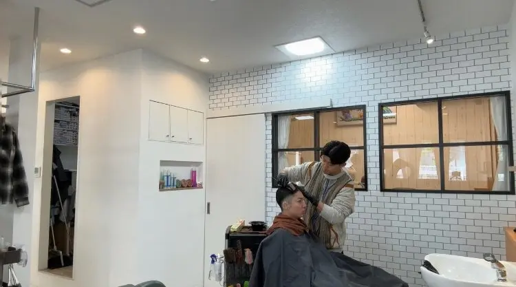 HAIR MAKE YAMAKAWAの内観・外観2