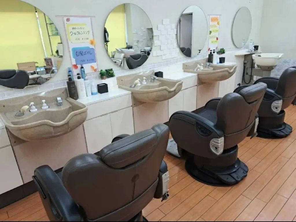 Hair Shop KIKUYAの内観・外観2