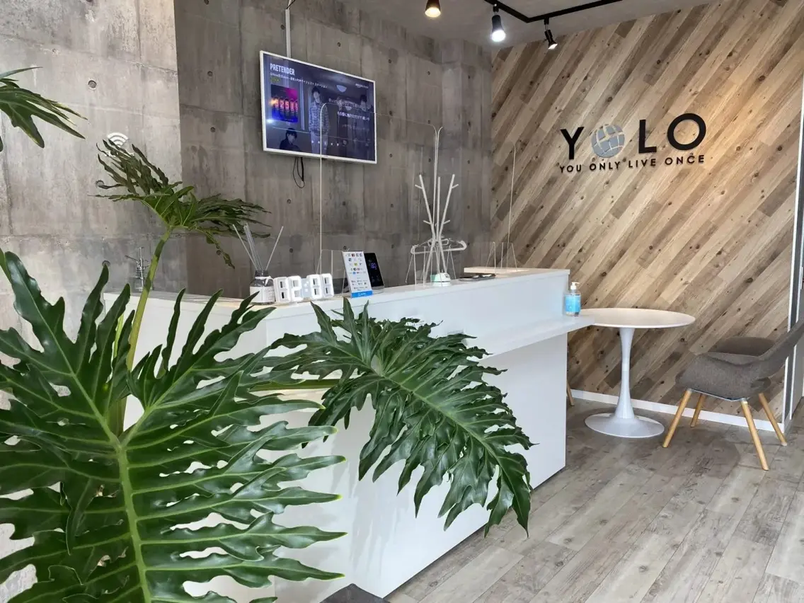 YOLO 梅郷店の内観・外観2