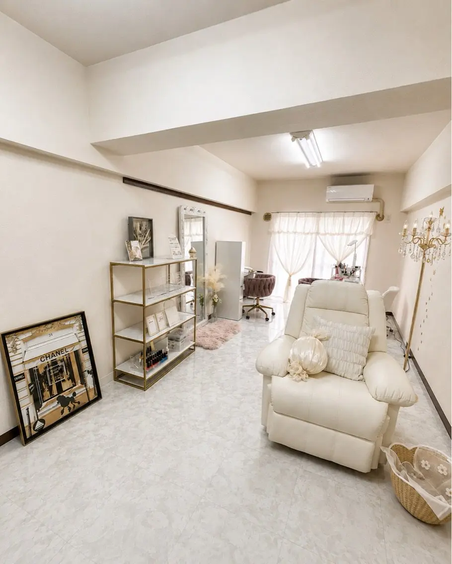 Salon de Shirley  Nailsの内観・外観2